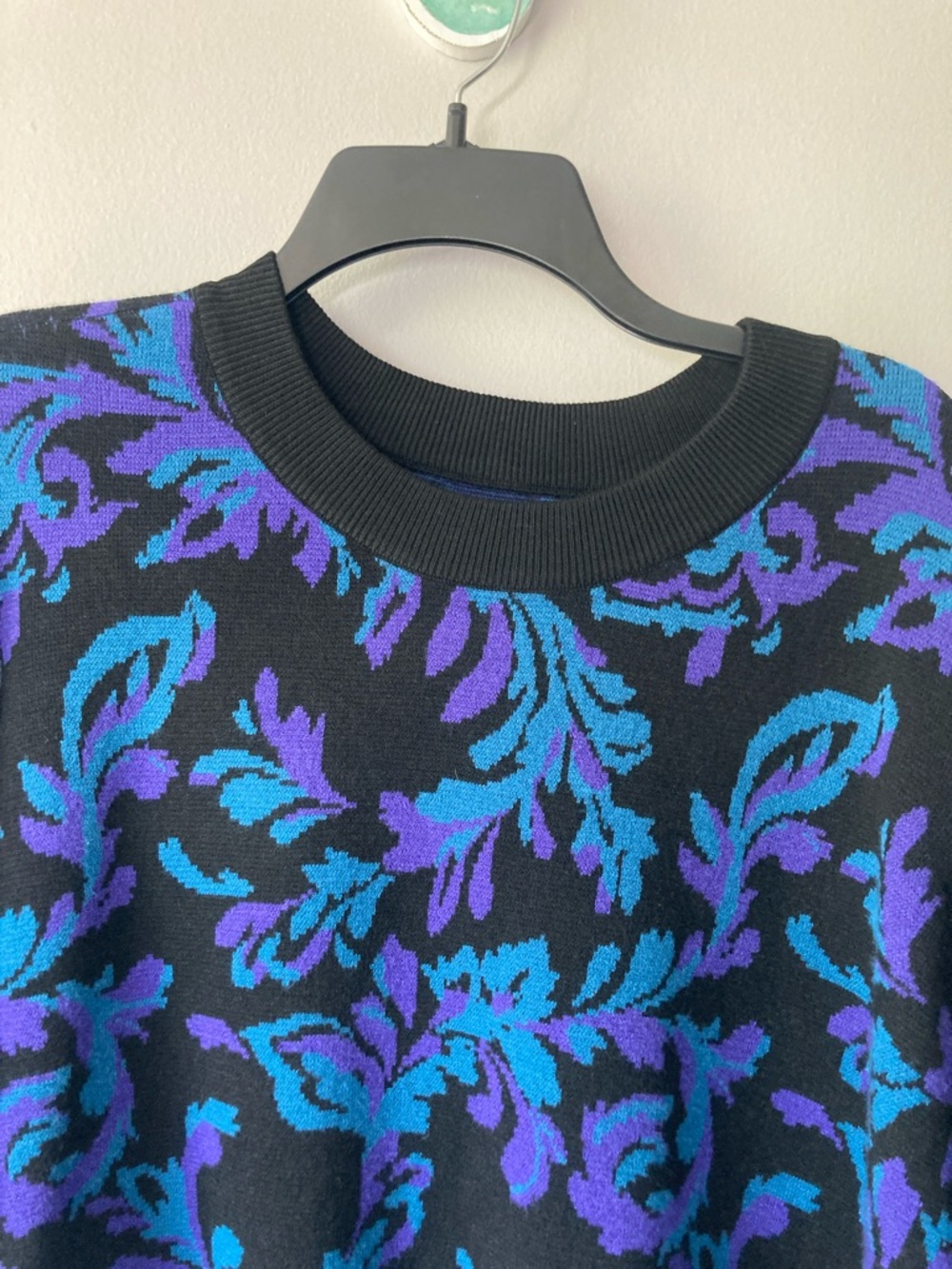 Rafaella crewneck sweater retro abstract print gold tone retro button accents 3X - Picture 7 of 17